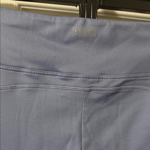 PINK Victoria's Secret Lavender Leggings - Picture 6 of 6